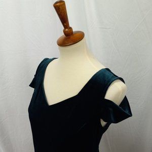 Green Stretch Velvet InsNova Short Dress